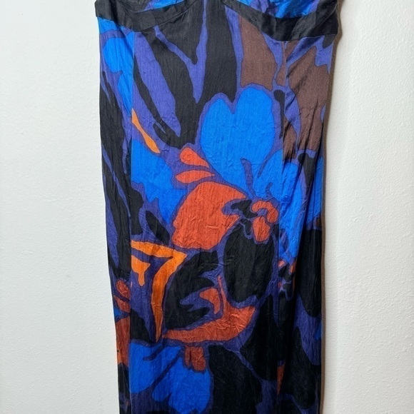 🎀 Marciano Silk Floral Halter Dress in Blue SIZE XS - Picture 3 of 7